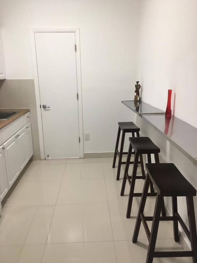 Appartamento Close To Everything Miami Esterno foto